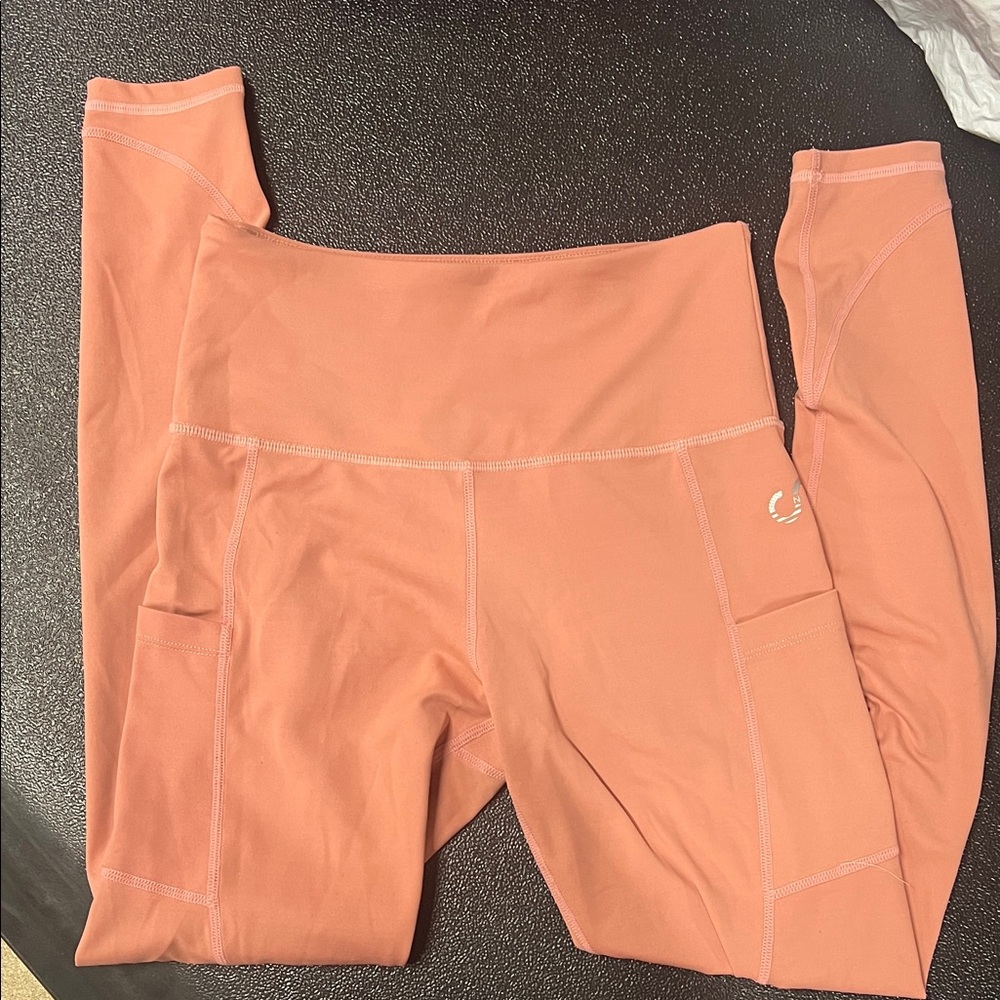 Women's Peach Leggings
